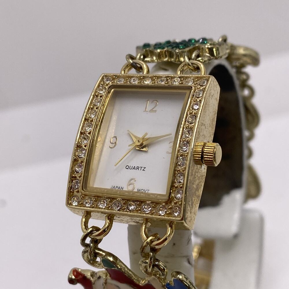 Womens Christmas Charm Vintage Watch Works New Battery